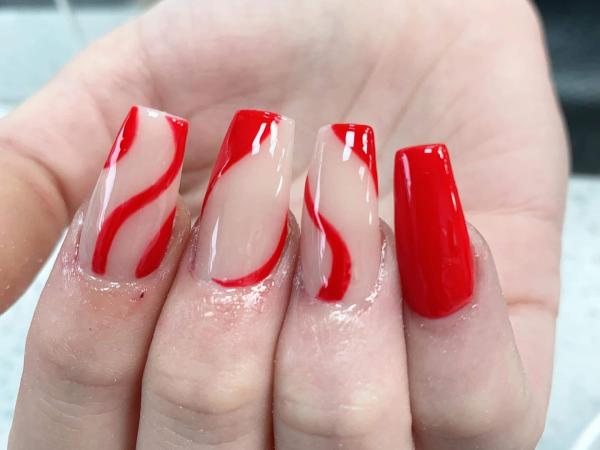 Pearl Nails gallery