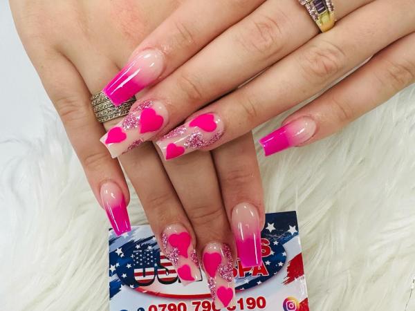 Pearl Nails gallery