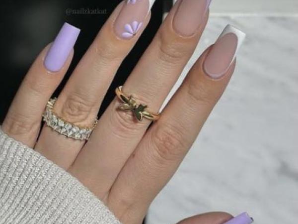 Pearl Nails gallery
