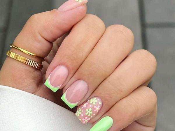 Pearl Nails gallery